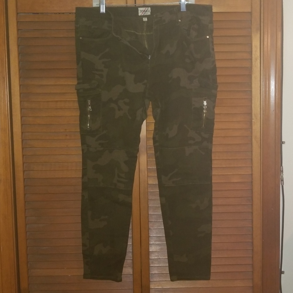 ARMY CARGO PLUS PANTS
